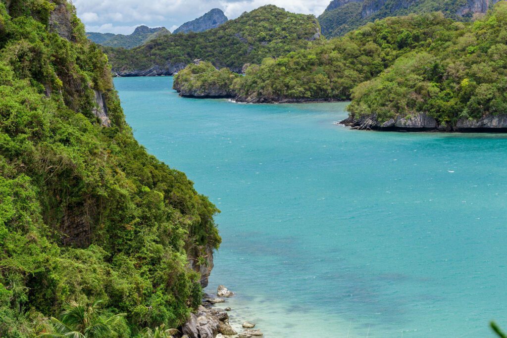 The Ang Thong Marine Park achipelgo with the emerald lake runnning through it